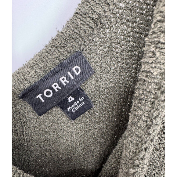 Torrid Womens Lace-Up Sweater Cold Shoulder Long Sleeve Size 4 Green NWOT - Picture 5 of 5